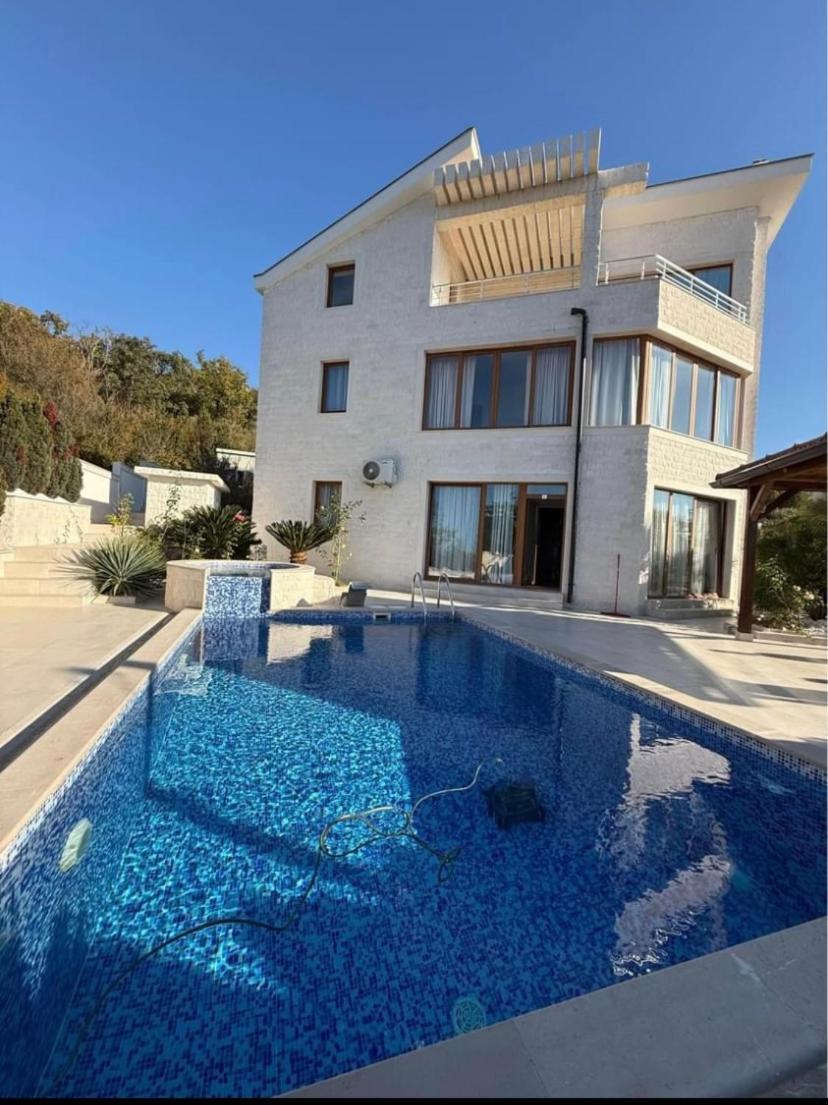 Villa Rakhimov Herceg Novi Exteriér fotografie